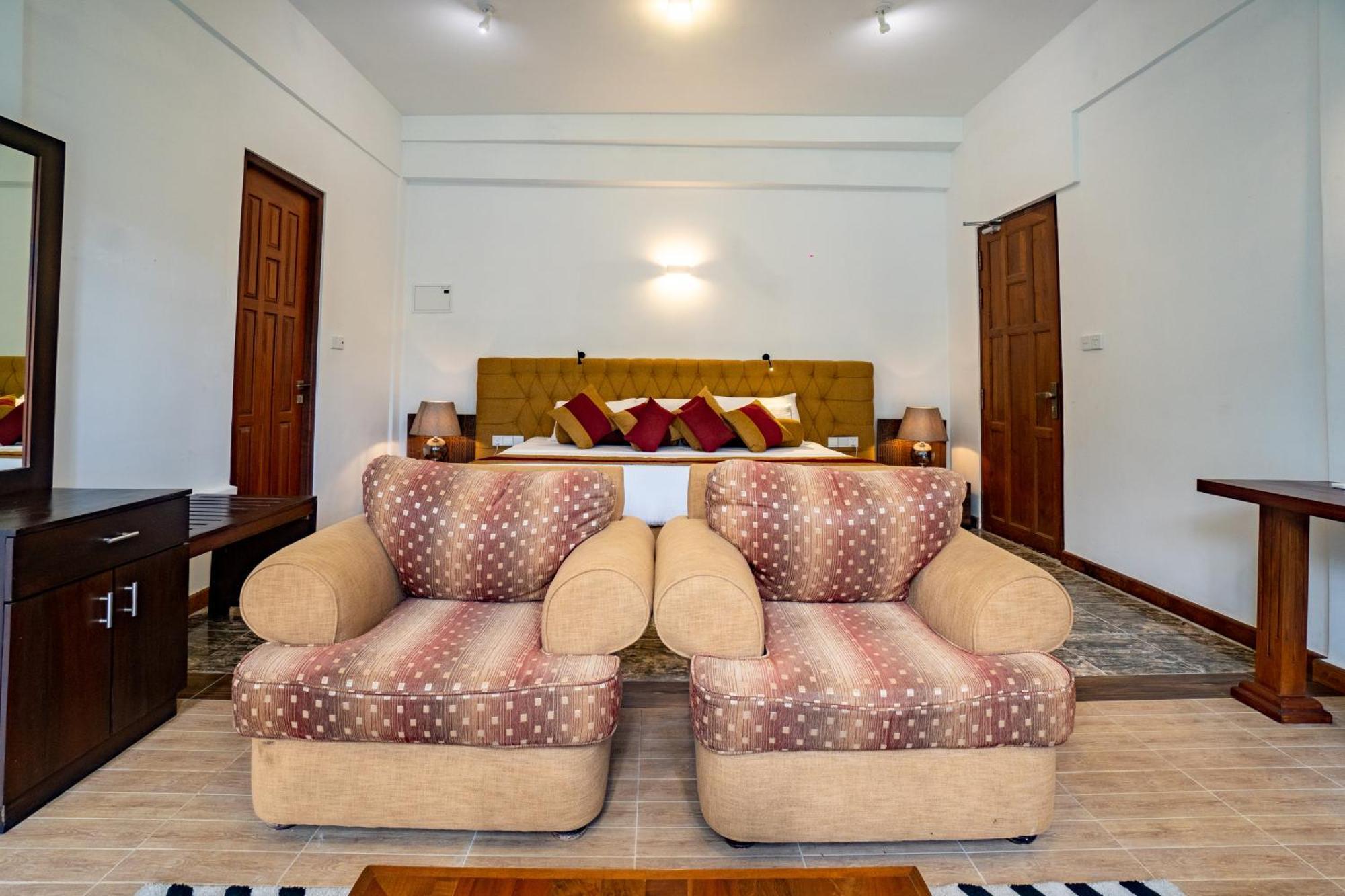 Shanthi Uyana Kandy Esterno foto