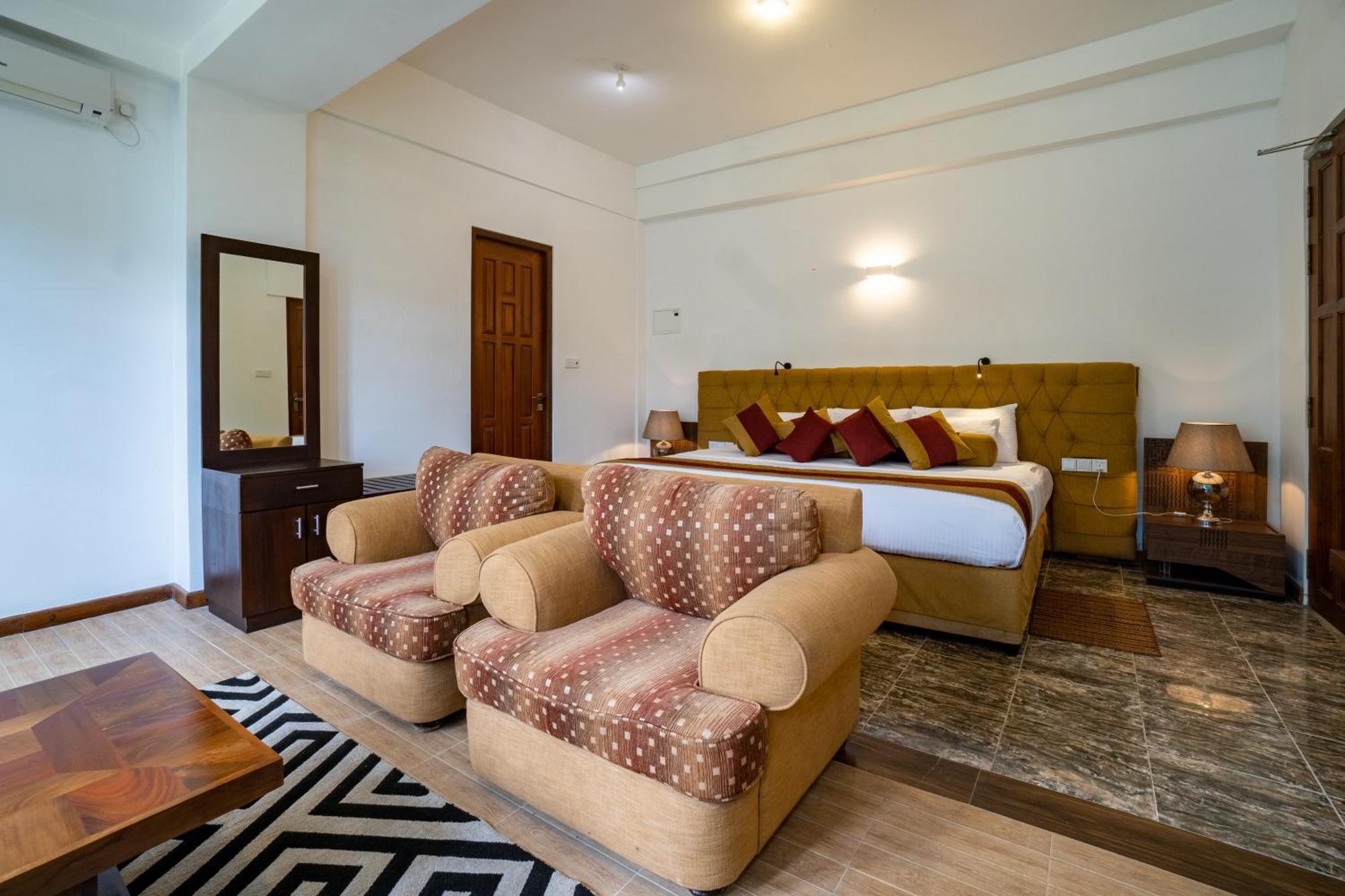 Shanthi Uyana Kandy Esterno foto
